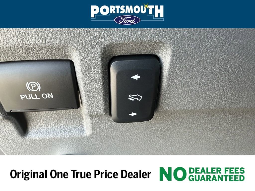 New 2024 Ford F450 XLT w/ XLT Value Package image 15