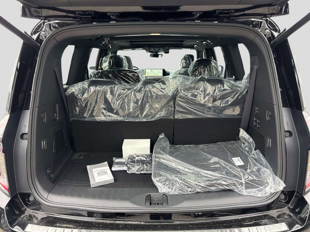 New 2026 Nissan Armada PRO-4X image 5