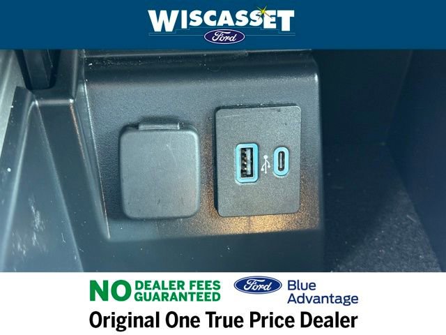 Certified 2022 Ford Explorer XLT w/ Equipment Group 202A image 17