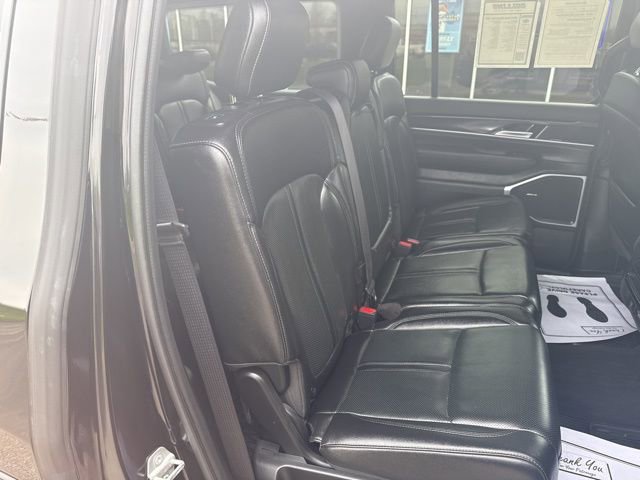 Certified 2024 Jeep Wagoneer 4WD image 42