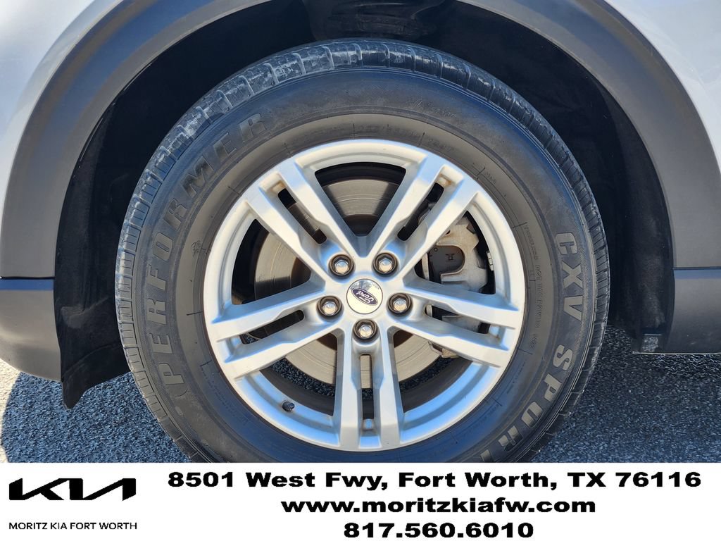 Used 2020 Ford Explorer XLT w/ Equipment Group 202A RWD image 9