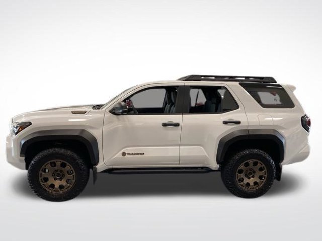 New 2026 Toyota 4Runner Trailhunter AWD/4WD image 2