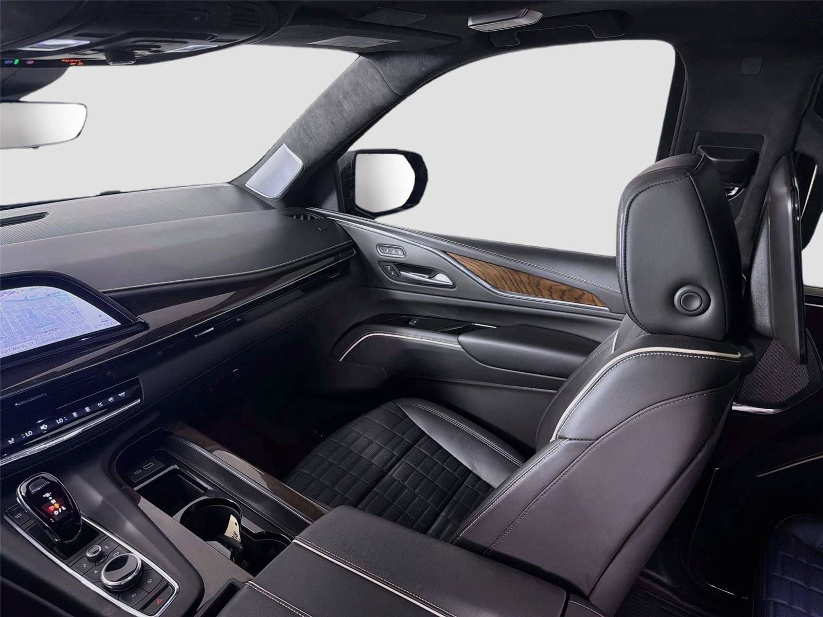 Certified 2024 Cadillac Escalade ESV Sport Platinum w/ LPO, ONYX Package AWD/4WD image 24