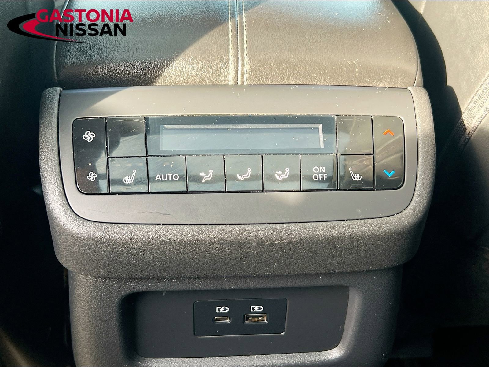 Used 2023 Nissan Pathfinder SL w/ SL Premium Package image 35