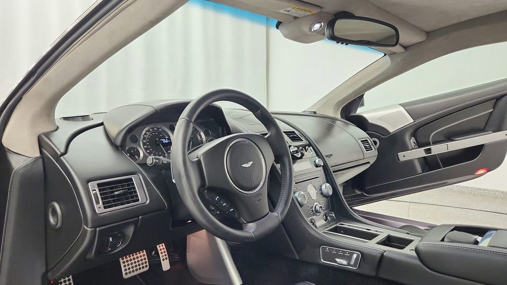 Used 2012 Aston Martin Virage Coupe image 17