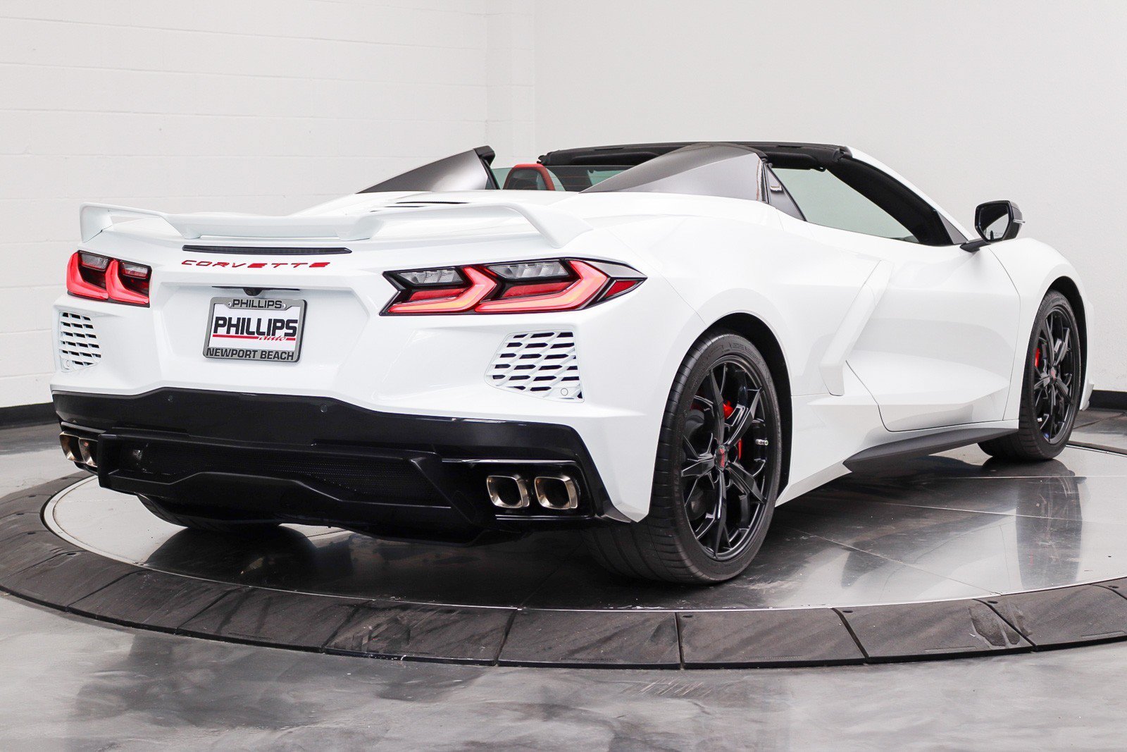Used 2021 Chevrolet Corvette Stingray Premium Conv w/ Z51 Performance Package RWD image 22