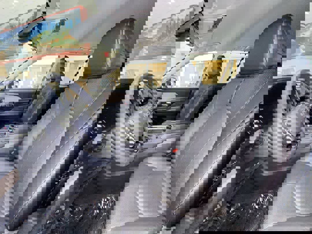 Used 2025 Toyota Grand Highlander AWD Hybrid image 14