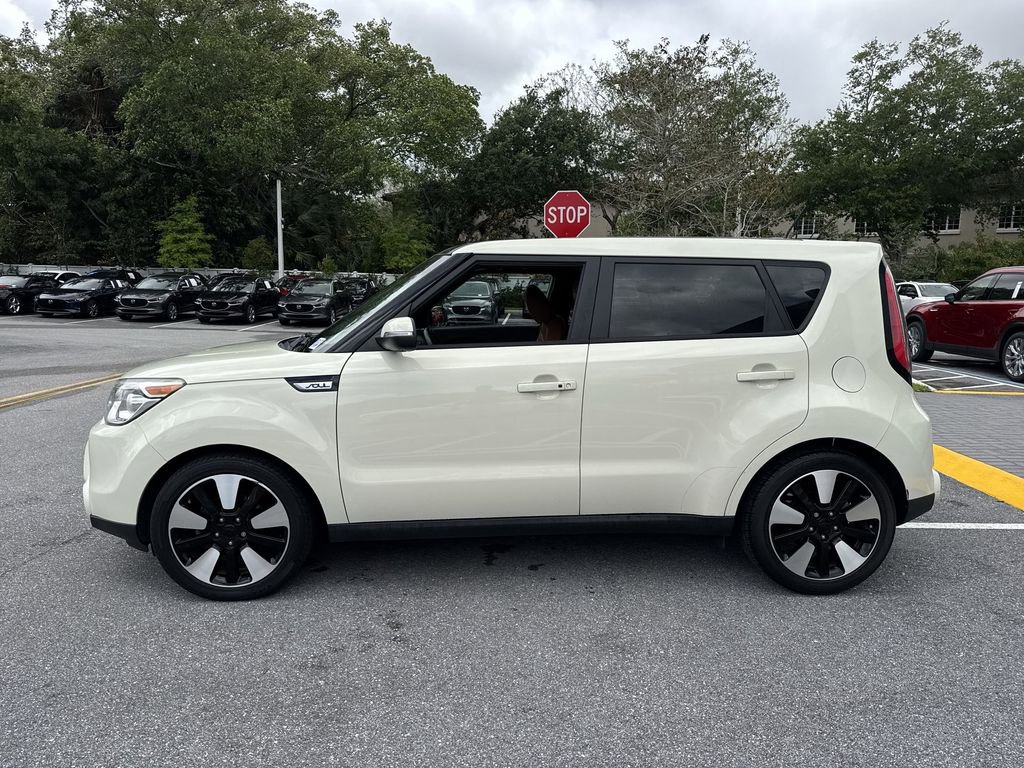 Used 2015 Kia Soul ! w/ Sun & Sound Package image 11