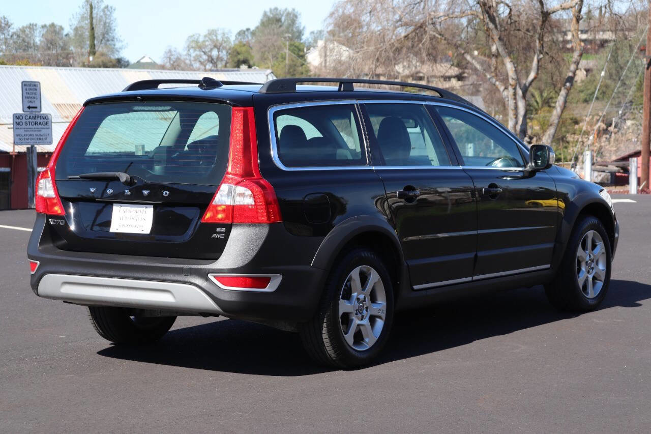 Used 2010 Volvo XC70 3.2 image 9