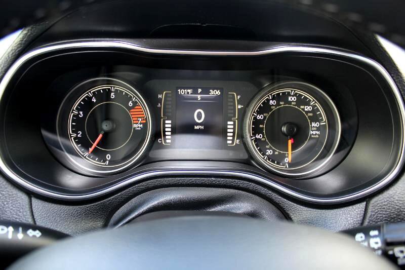 Used 2021 Jeep Cherokee Latitude Plus image 26
