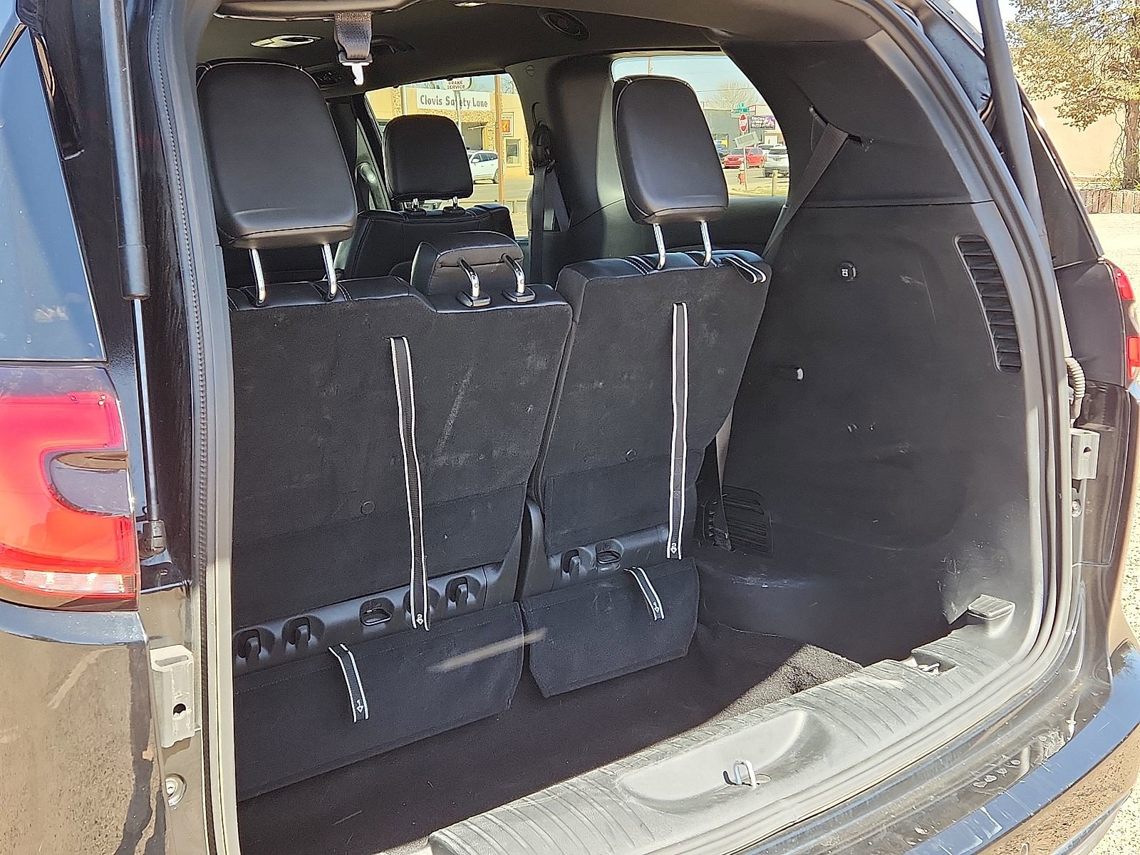 Used 2025 Chrysler Pacifica Select image 8