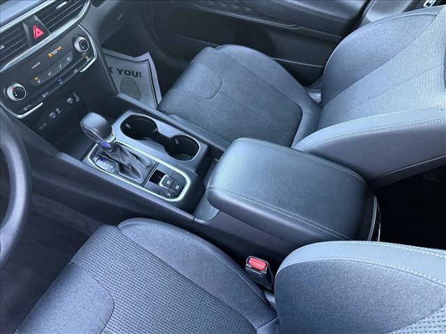 Used 2019 Hyundai Santa Fe SE image 10