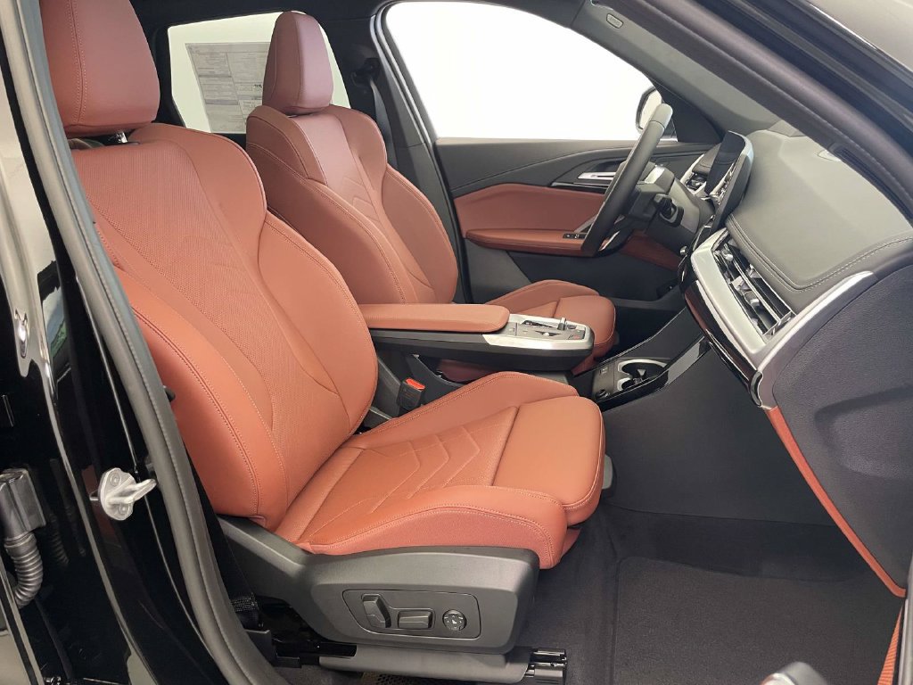 New 2027 BMW X1 xDrive28i w/ Technology Package AWD/4WD image 20