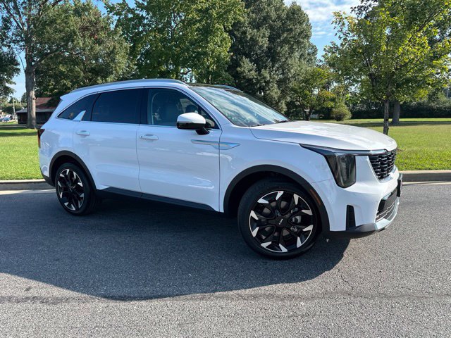 New 2026 Kia Sorento EX FWD image 2