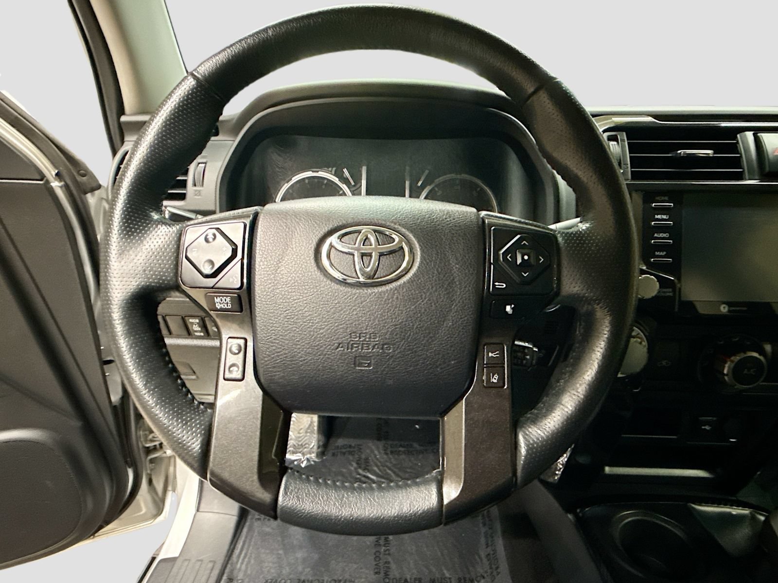 Used 2024 Toyota 4Runner TRD Off-Road Premium AWD/4WD image 13