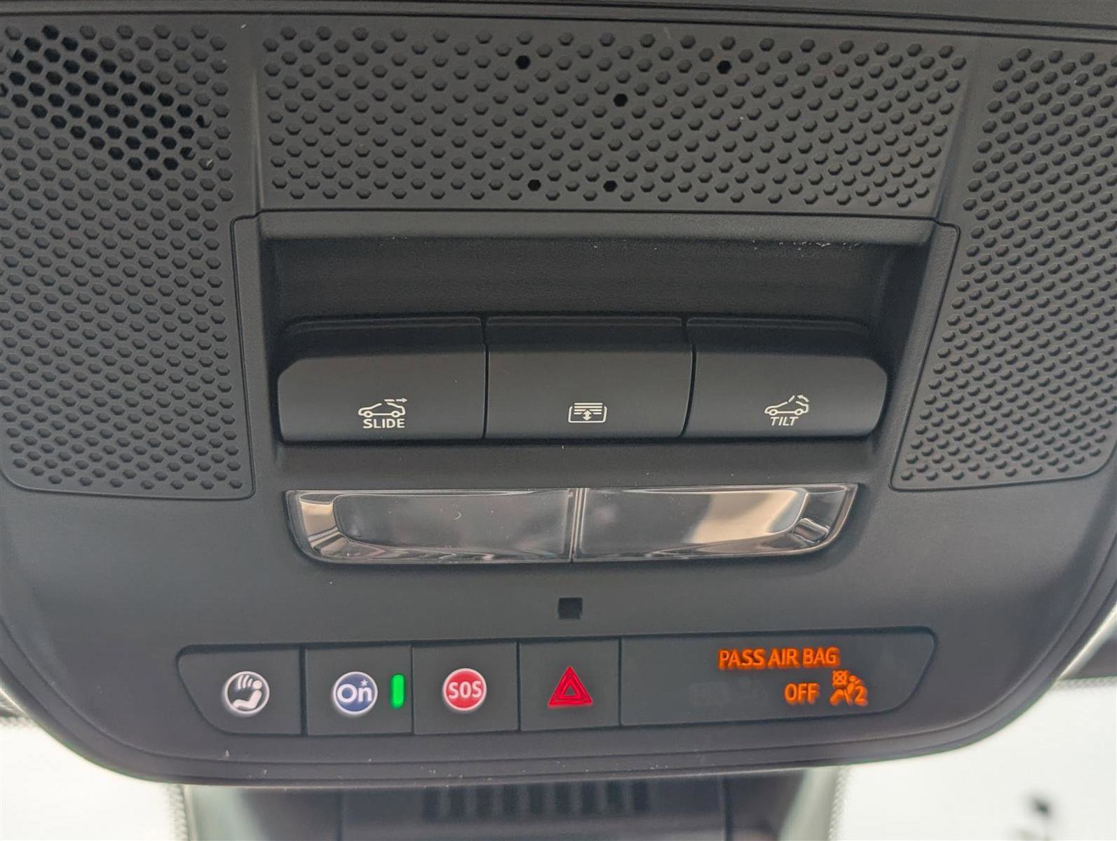 New 2026 Chevrolet Equinox ACTIV w/ Convenience Package III image 28