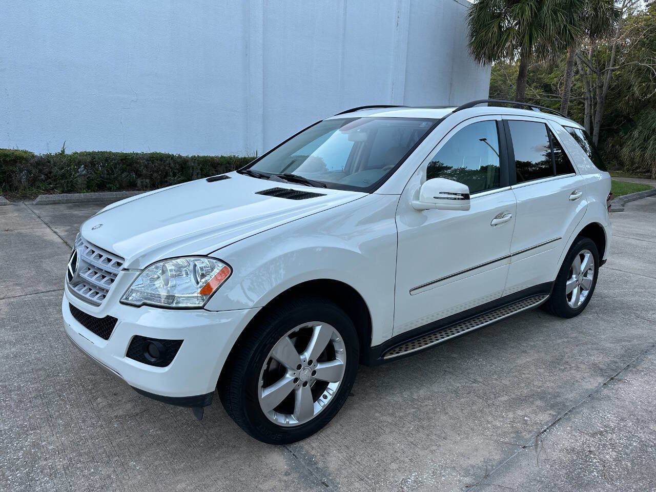Used 2011 Mercedes-Benz ML 350 2WD image 8