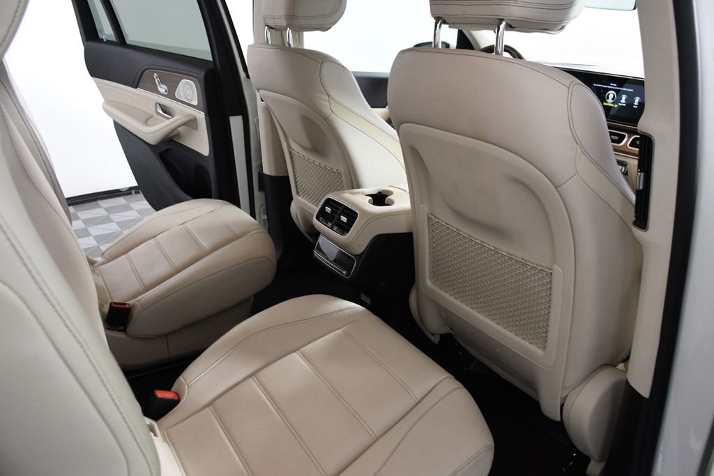 Used 2021 Mercedes-Benz GLS 580 4MATIC image 21