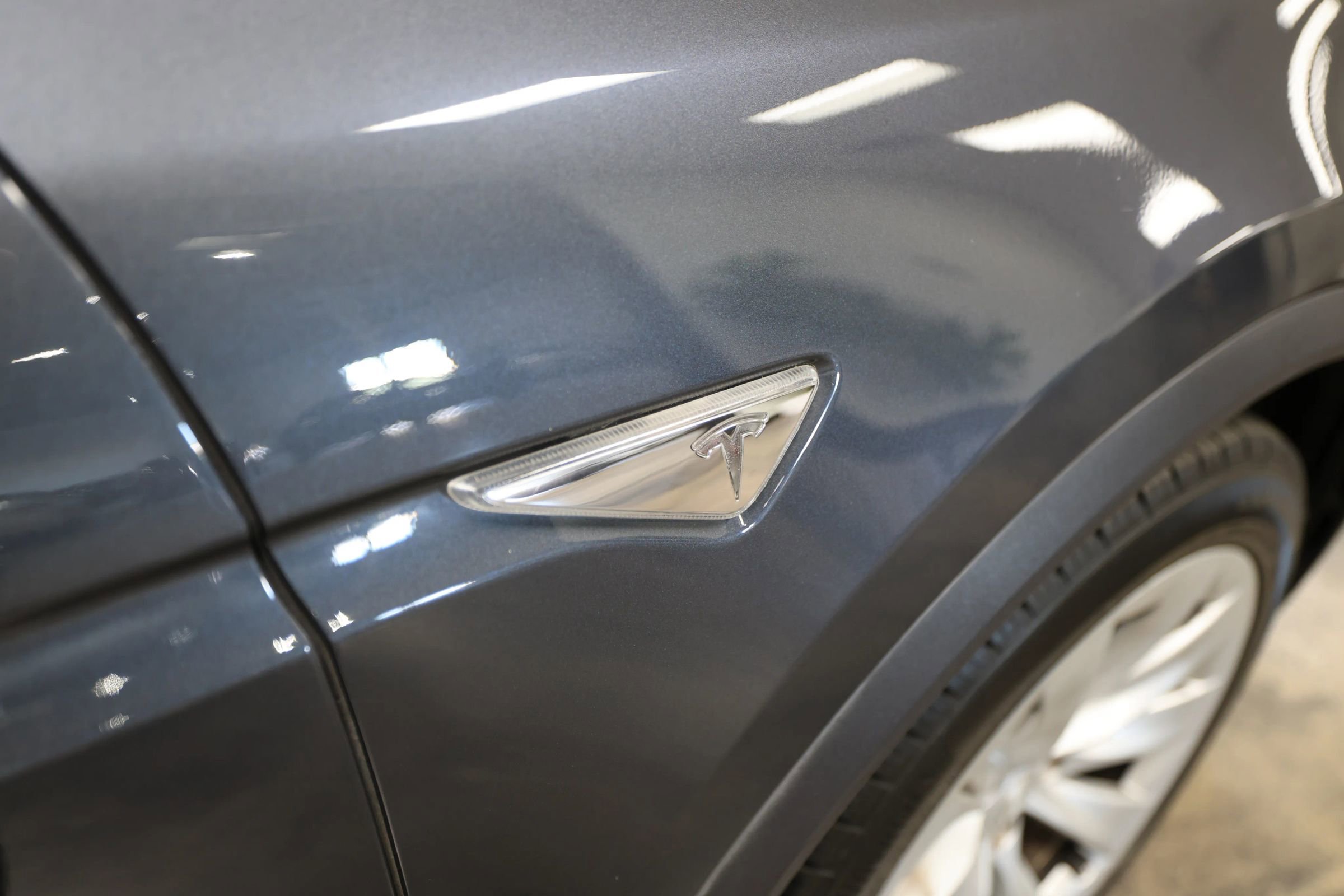 Used 2016 Tesla Model X 90D AWD/4WD image 13
