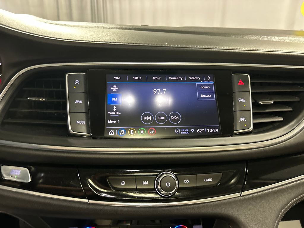 Used 2023 Buick Enclave Avenir w/ Avenir Technology Package AWD/4WD image 17