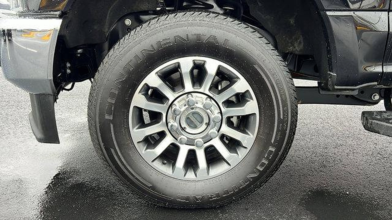 Used 2022 Ford F250 Lariat image 11