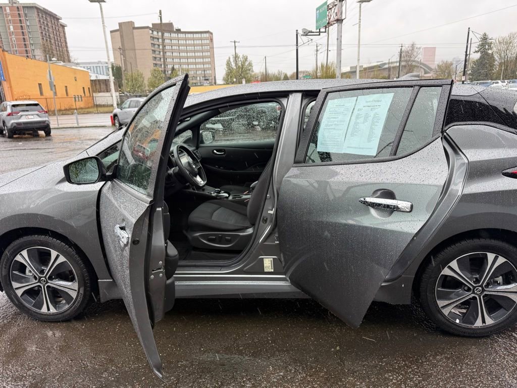 Used 2022 Nissan Leaf SV Plus image 21