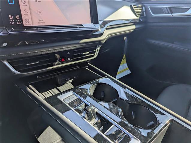 New 2026 Volkswagen Atlas Cross Sport SEL R-Line image 20
