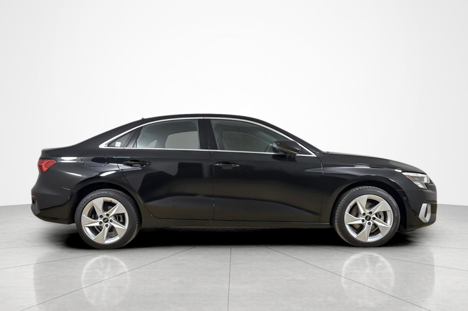 Used 2023 Audi A3 2.0T Premium Plus w/ Premium Plus Package AWD/4WD image 6