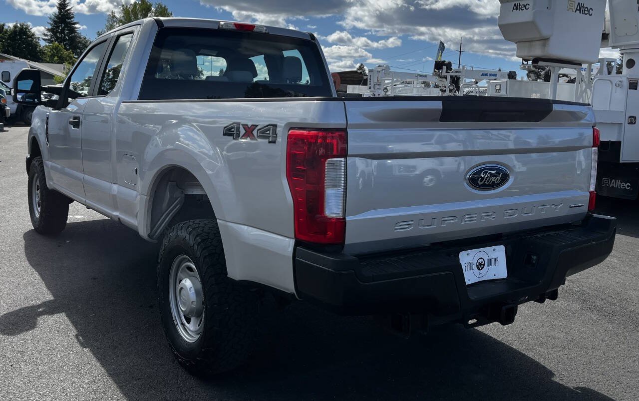 Used 2017 Ford F250 XL w/ Power Equipment Group AWD/4WD image 7