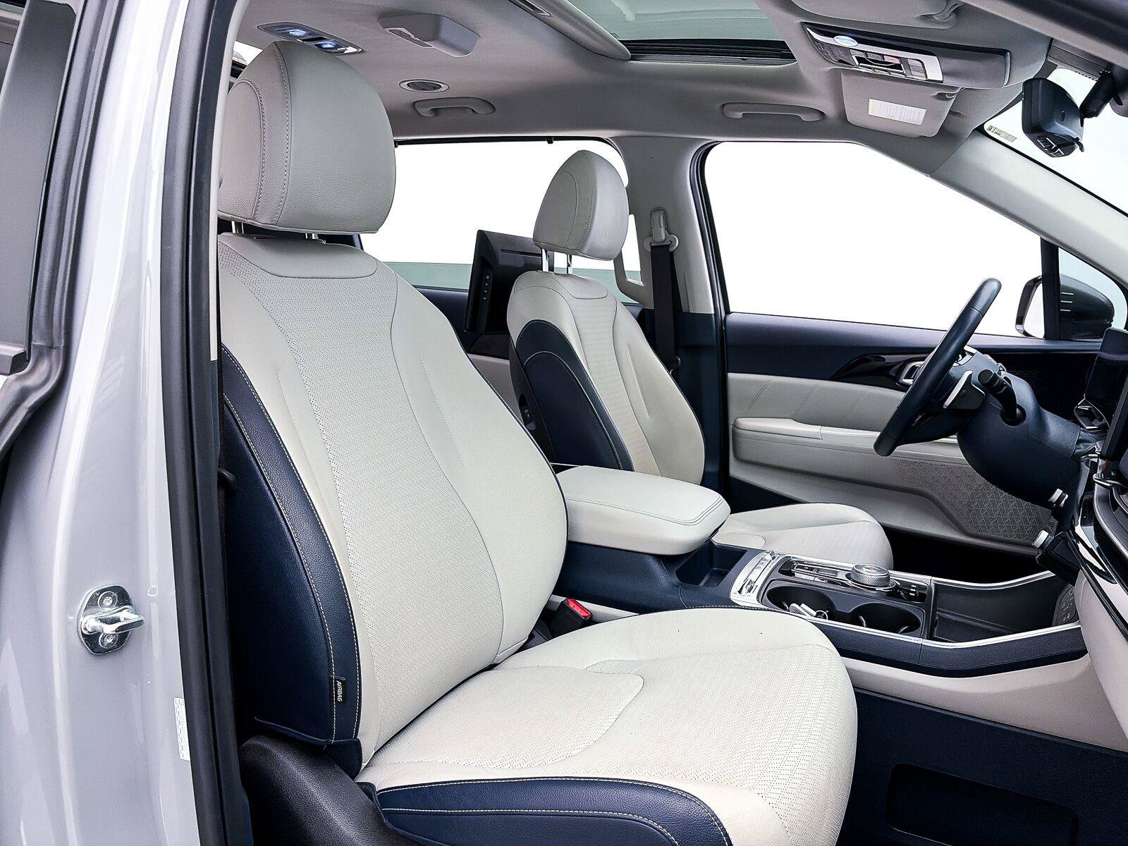 Used 2025 Kia Carnival SX Prestige FWD image 39