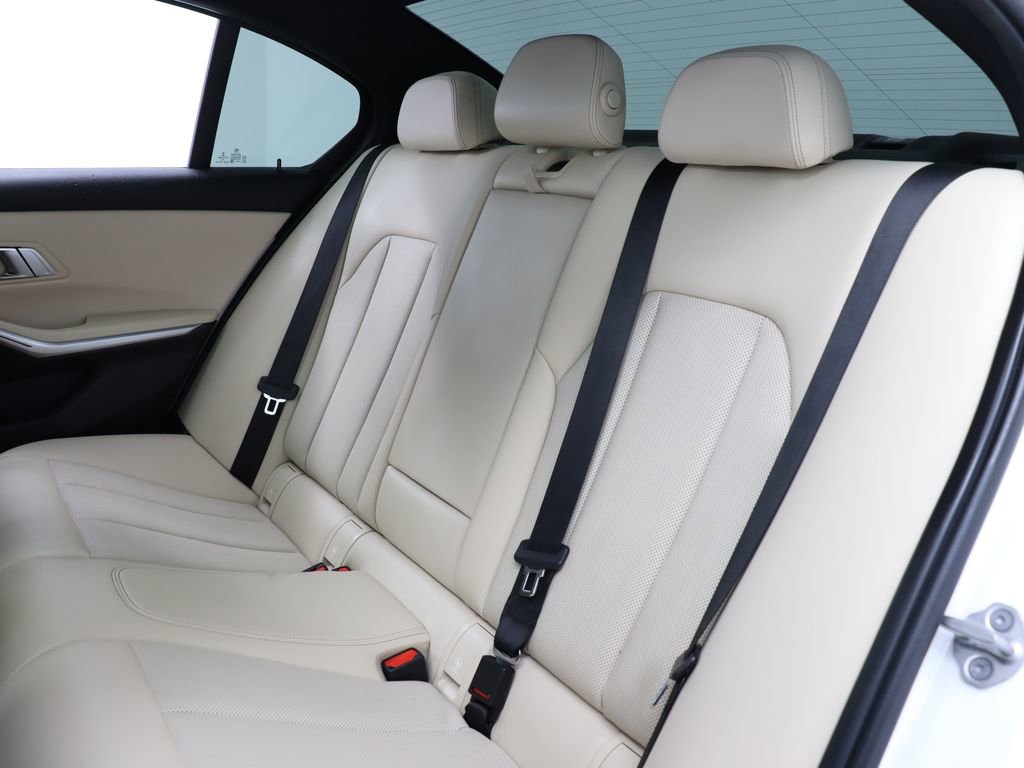 Used 2023 BMW 330i Sedan RWD image 31