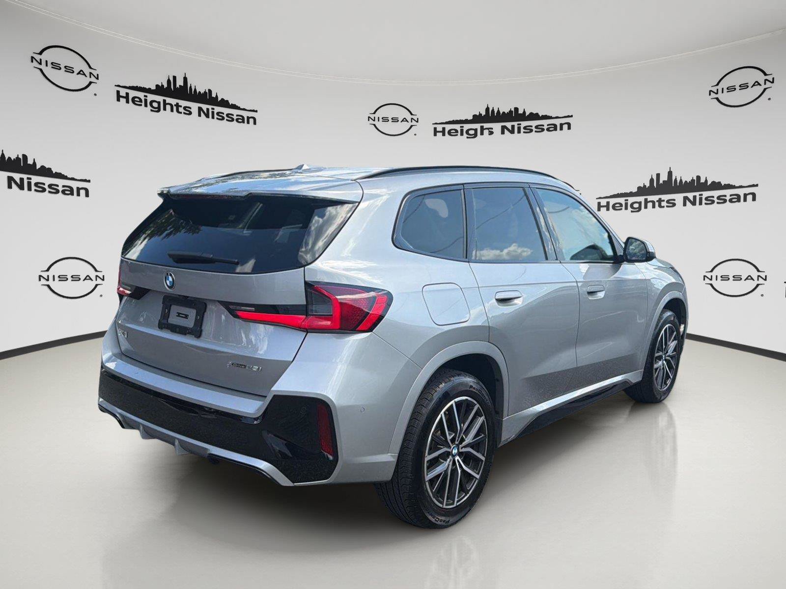 Used 2026 BMW X1 xDrive28i AWD/4WD image 5
