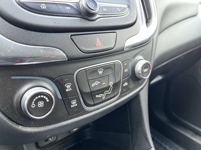 Used 2018 Chevrolet Equinox LT FWD image 11