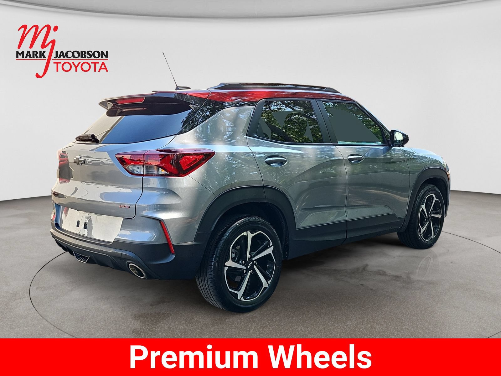 Used 2023 Chevrolet TrailBlazer RS FWD image 9