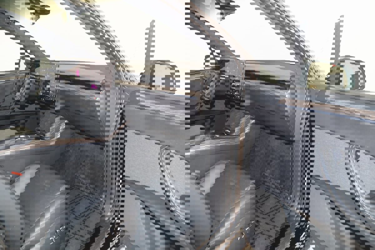 Used 2022 Tesla Model X image 51