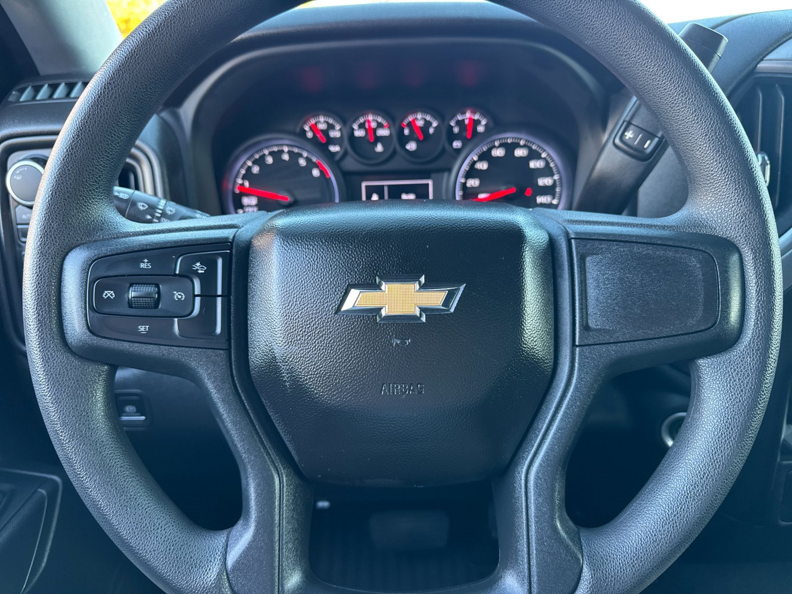 Used 2022 Chevrolet Silverado 1500 Custom image 25