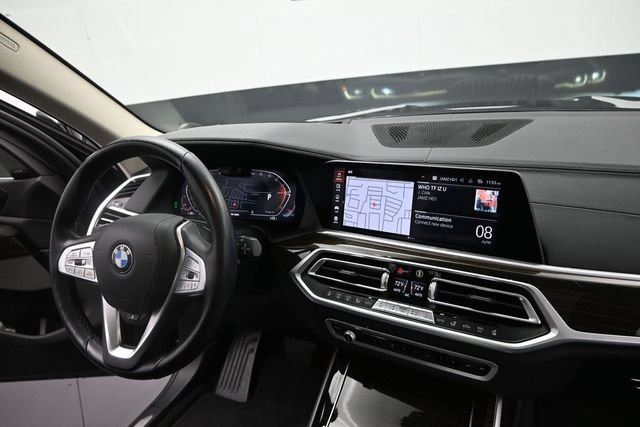 Used 2021 BMW X7 xDrive40i w/ Premium Package AWD/4WD image 17
