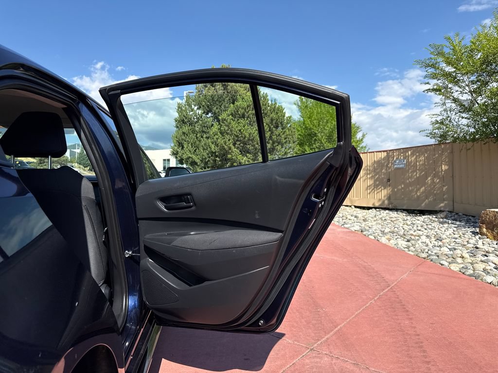 Used 2022 Toyota Corolla LE FWD image 23