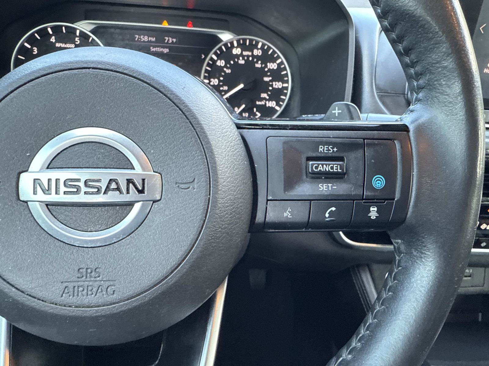 Used 2021 Nissan Rogue SL image 16