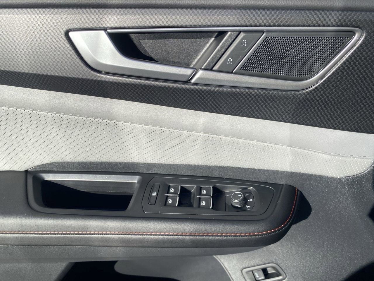 New 2026 Volkswagen Atlas Peak Edition image 17