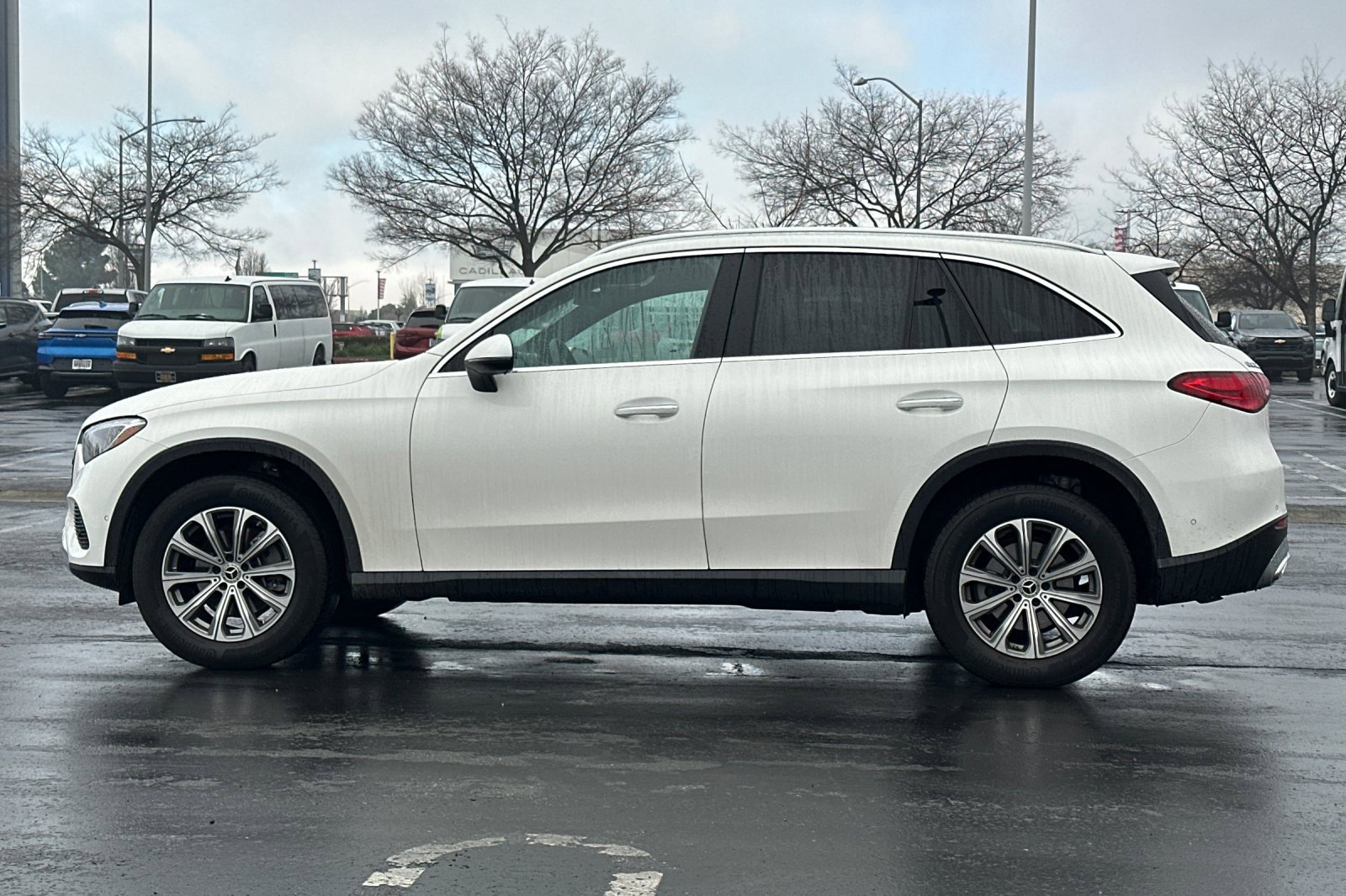 Used 2025 Mercedes-Benz GLC 300 4MATIC image 7