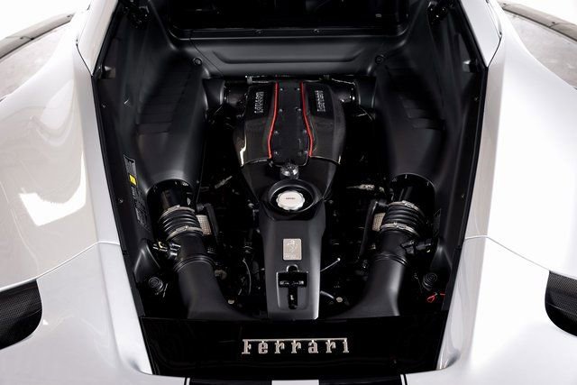 Certified 2020 Ferrari 488 Pista Coupe image 9