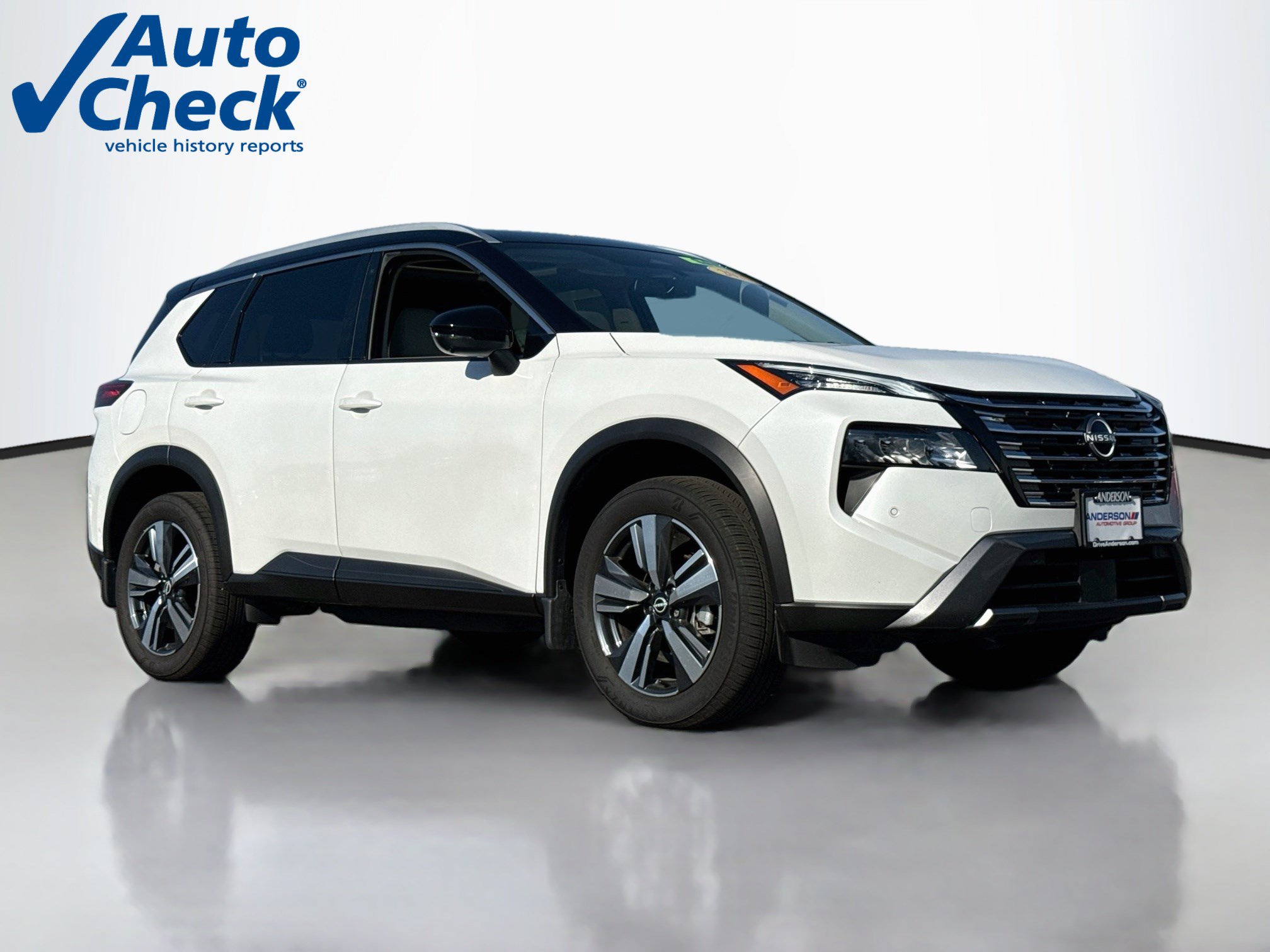 Used 2025 Nissan Rogue SL w/ SL Premium Package AWD/4WD image 1