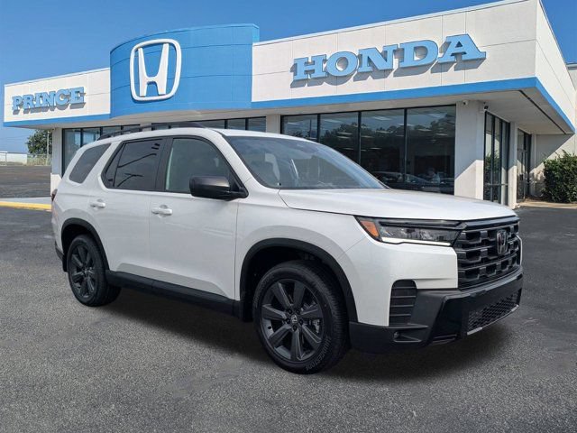 New 2026 Honda Pilot Sport image 2