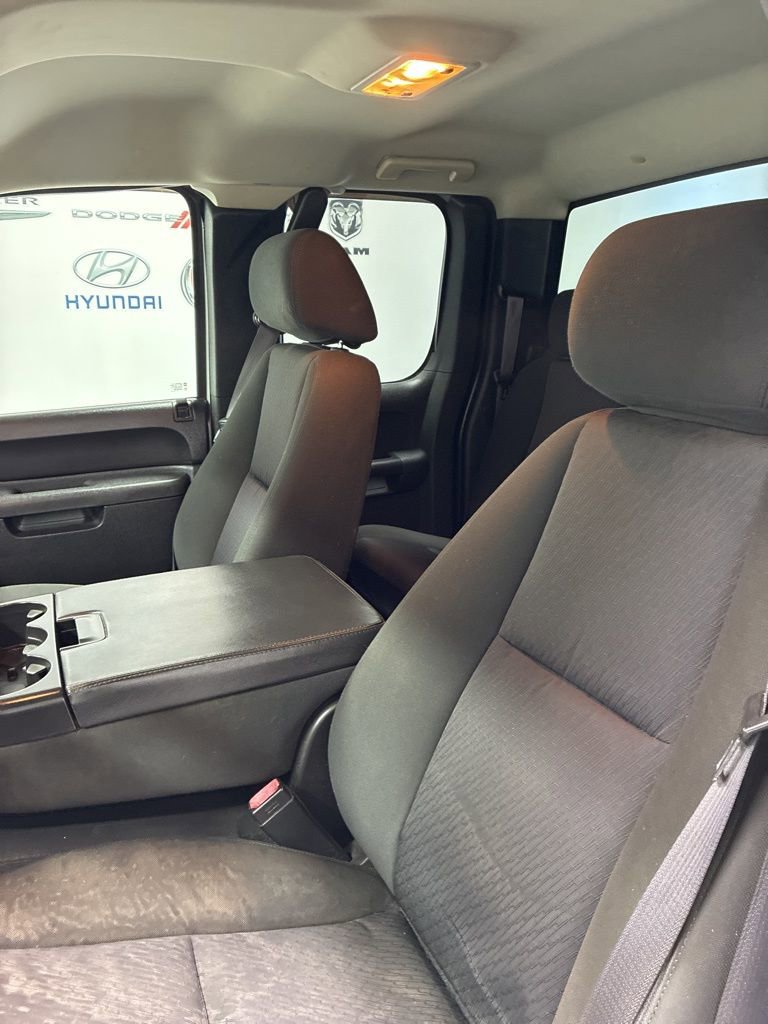 Used 2011 Chevrolet Silverado 1500 LT w/ All-Star Edition image 9