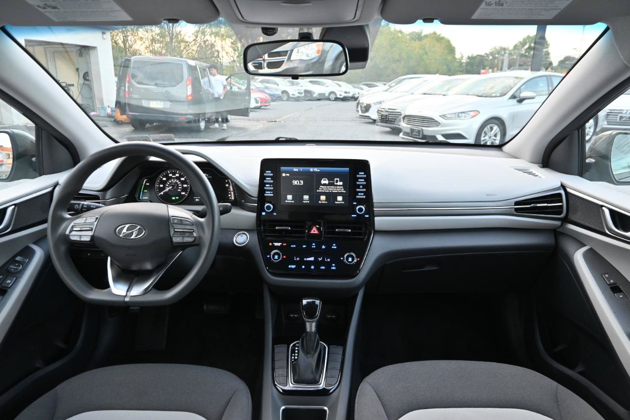 Used 2020 Hyundai Ioniq Blue FWD image 2