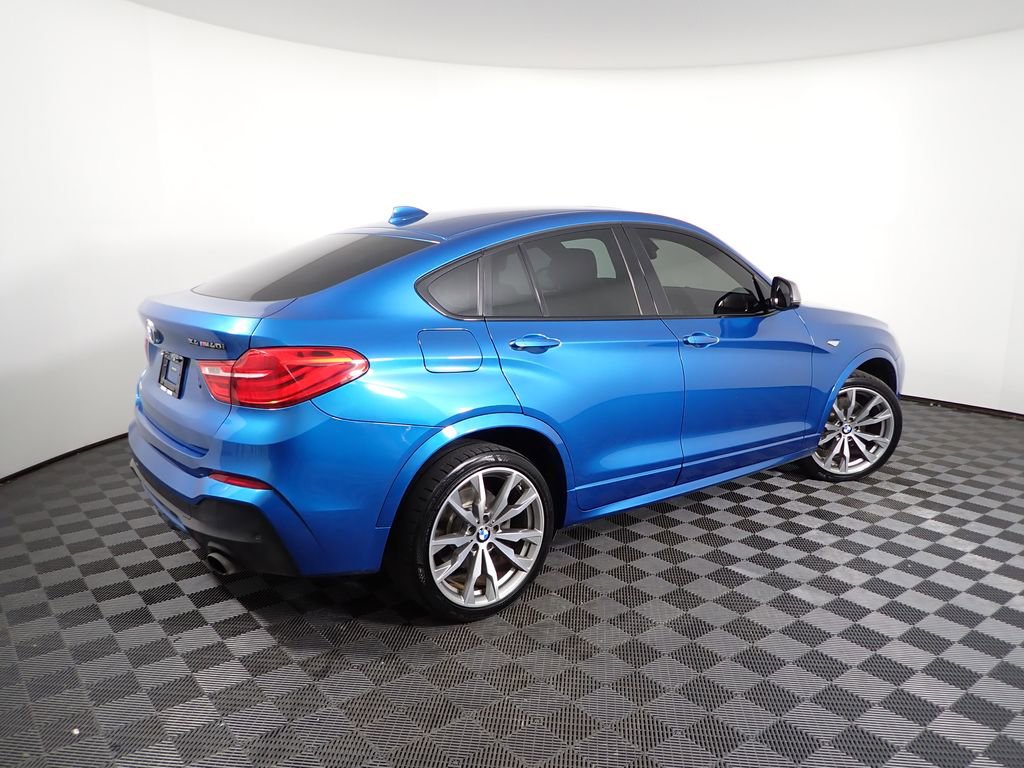 Used 2018 BMW X4 M40i image 21