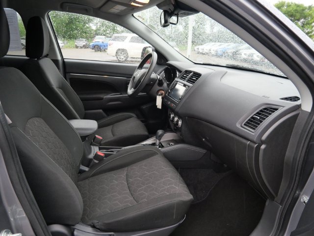 Used 2024 Mitsubishi Outlander Sport ES AWD/4WD image 9
