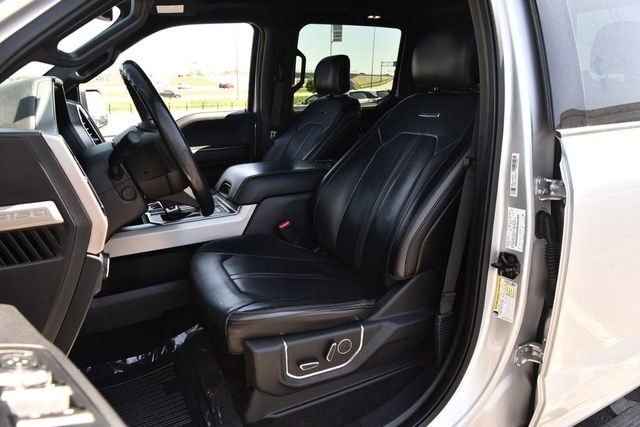 Used 2017 Ford F150 Platinum w/ Equipment Group 701A Luxury RWD image 24