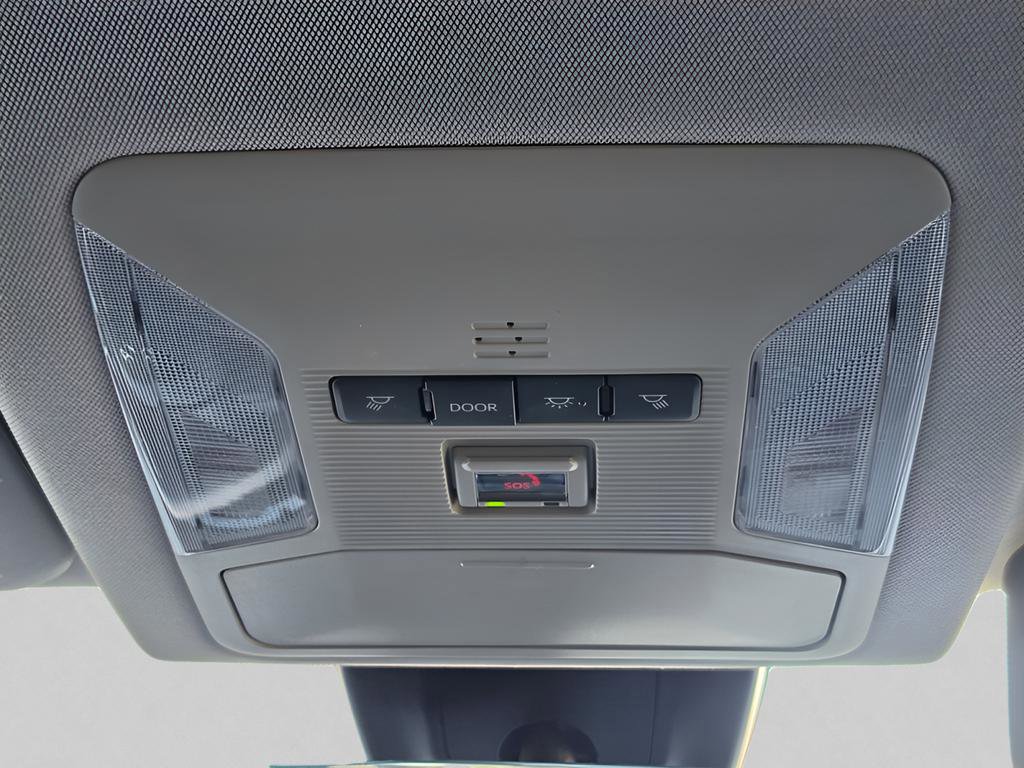 Used 2023 Toyota RAV4 LE FWD image 19